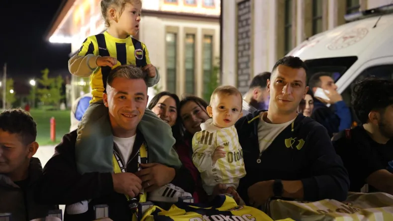 Fenerbahçe kafilesi, Rize’ye geldi