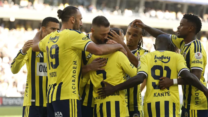 Fenerbahçe, milli ara dönüşü Çaykur Rizespor deplasmanında