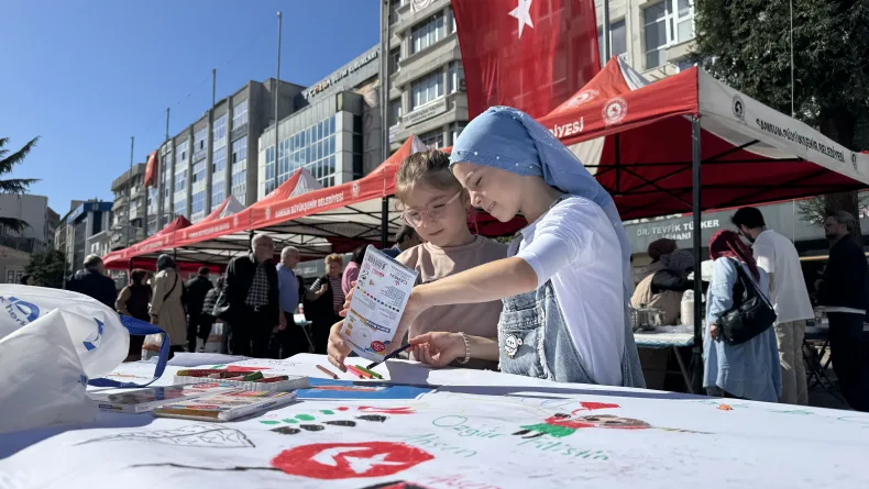 Filistinli çocuklar için resim çizdiler
