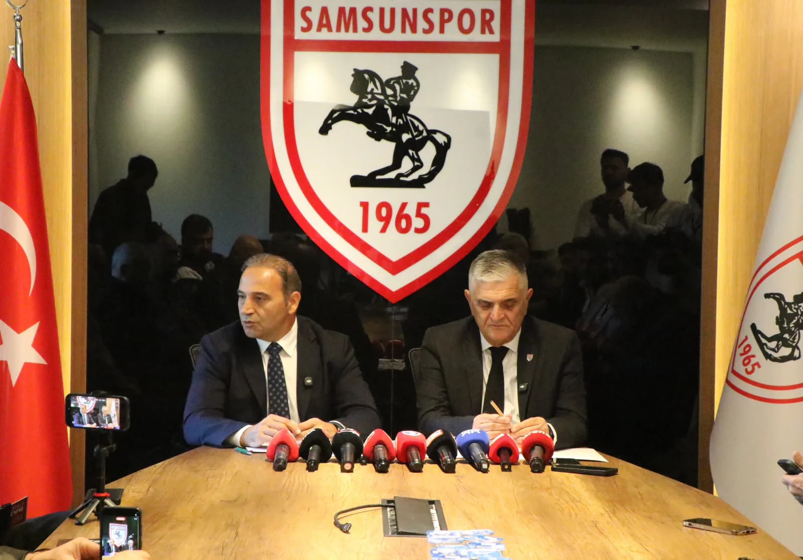 Fuat Çapa: Geçmişte 2 defa istifa ettim kabul edilmedi, şimdi takımımızı düzgün bir noktaya getirmemiz gerekiyor
