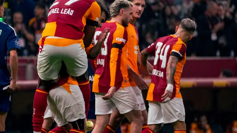 Galatasaray, Kasımpaşa’yı yendi; milli ara dönüşü moral depoladı