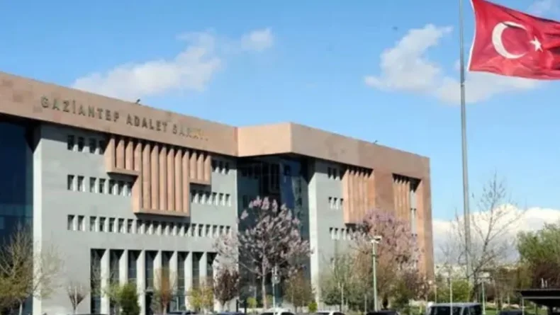 Gaziantep’te FETÖ davasında 2 sanığa beraat, 3 sanığa ceza