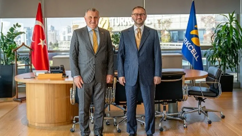 Gençlik ve Spor Bakanı Dr. Bak’tan Turkcell’e nezaket ziyareti