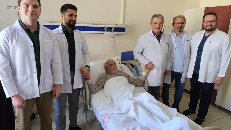 Giresun’da, tıp literatürüne girecek ameliyat başarıyla gerçekleştirildi