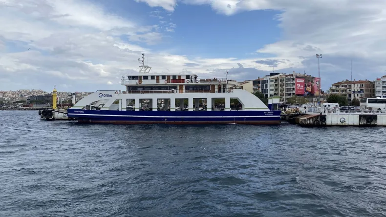 Gökçeada feribot seferleri iptal edildi