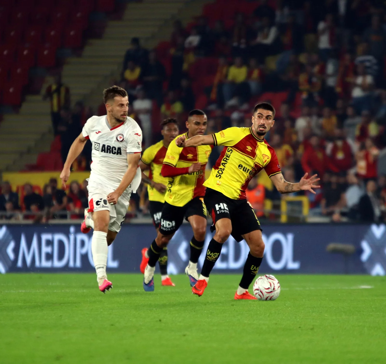 Göztepe - Arca Çorum FK / Fotoğraflar