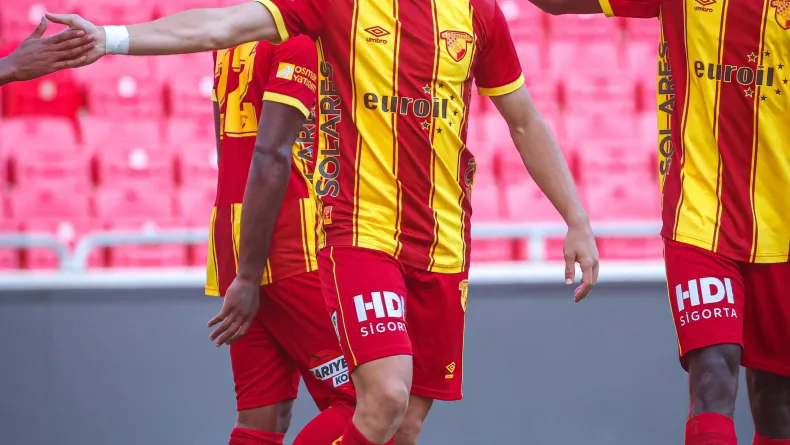 Göztepe'de Arda Okan nazar boncuğu