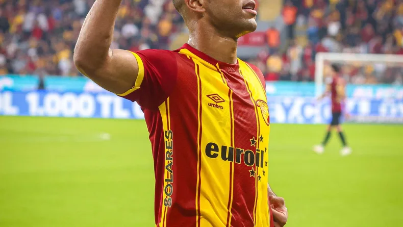 Göztepe'de Juan kaldığı yerden devam
