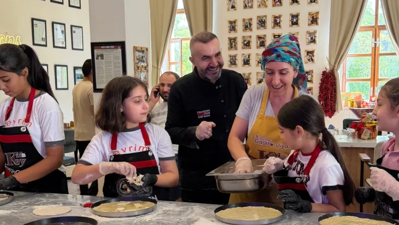 Hakkı Akdeniz, Diyarbakır’da ücretsiz 'pizza okulu' açtı