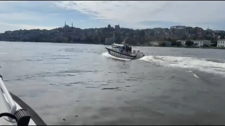 Haliç'te ceset bulundu -1