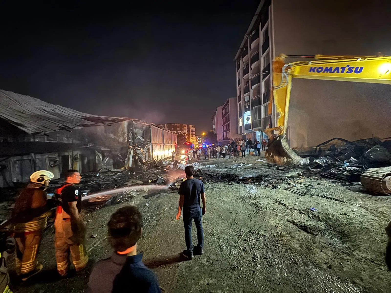 Hatay'da işçilerin kaldığı konteynerde yangın