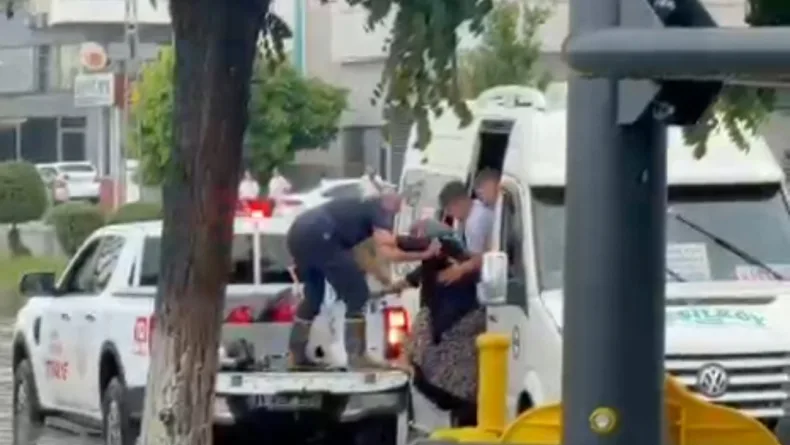 Hatay'da sağanak nedeniyle yollar göle döndü