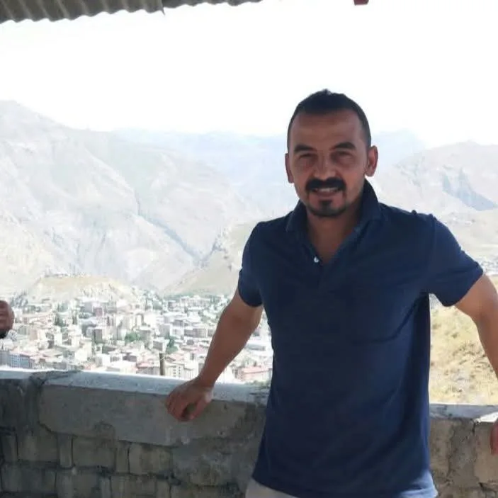 Havuz çıkışı fenalaşan polis memuru, hemşire eşinin müdahalesine rağmen kurtarılamadı