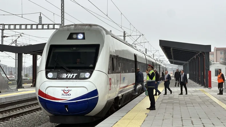 Hızlı tren, Edirne-Çerkezköy arasında ilk seferini yaptı