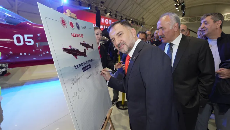 HÜRKUŞ-2, Türk Hava Kuvvetleri'ne teslim edildi