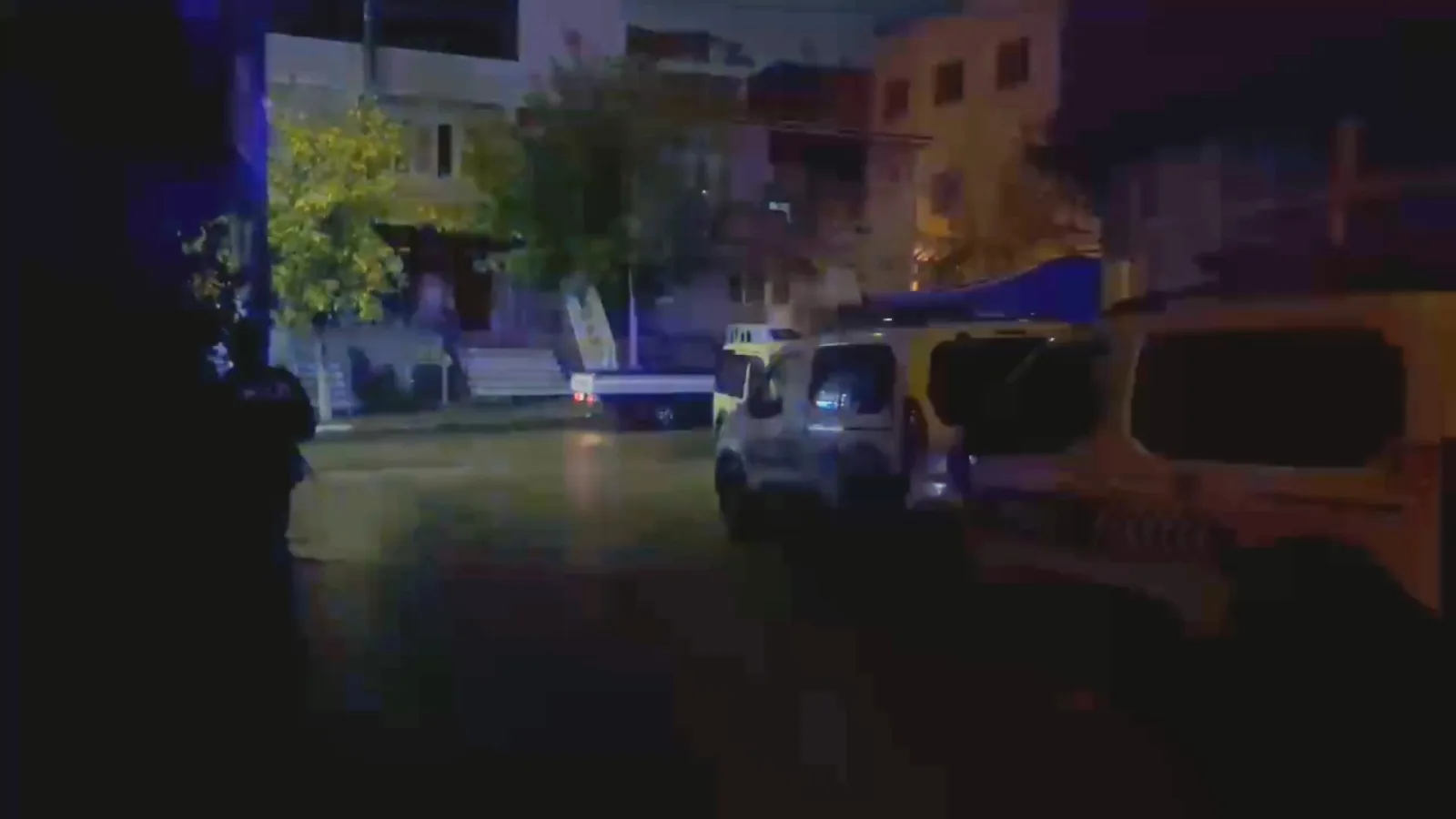 İki grup arasında silahlı ve bıçaklı kavga; 1 ölü, 1 yaralı