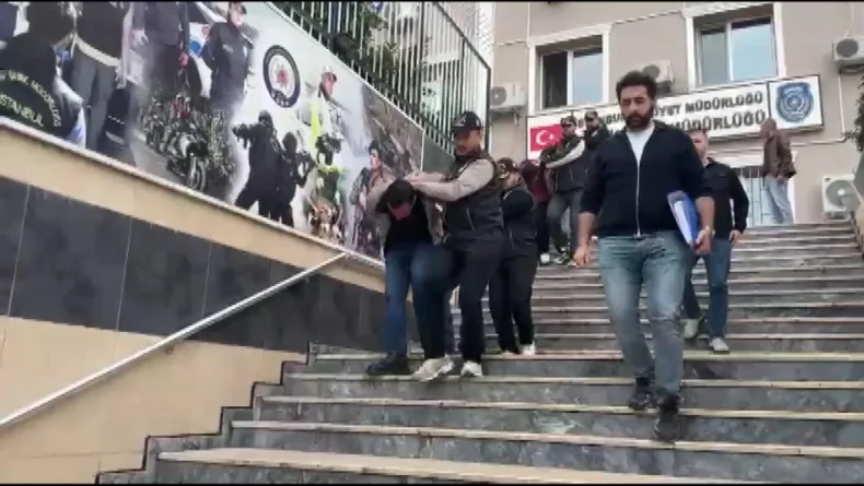 İkinci el otomobilleri sahte ekspertiz raporuyla satan çete adliyeye sevk edildi