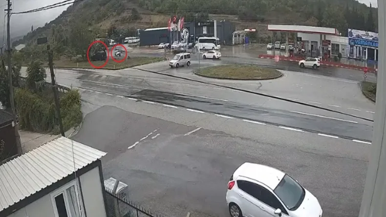 İkiye bölünen otomobilin sürücüsünün öldüğü kazada kusur raporuna aileden itiraz