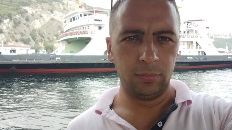 İnşaat demirlerinin altında kalan işçi hayatını kaybetti