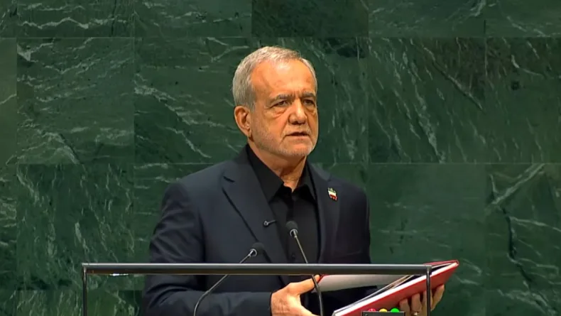 İran Cumhurbaşkanı Pezeşkiyan: Asla diz çökmeyeceğiz