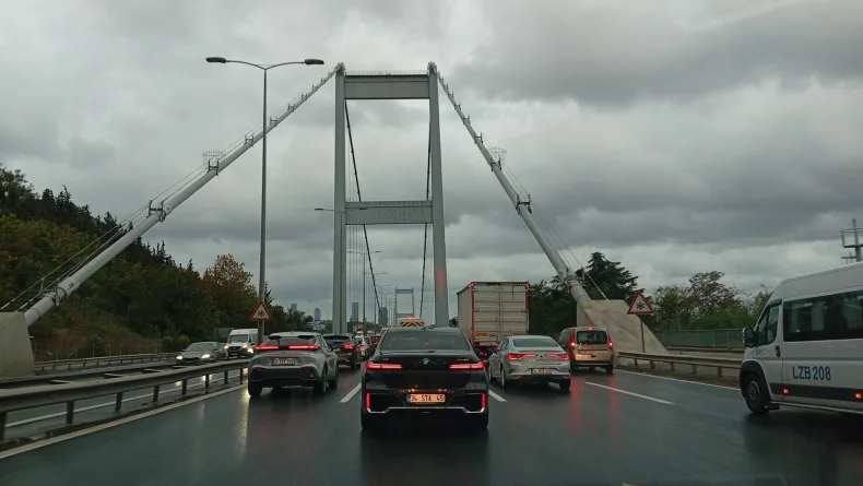 İstanbul'da haftanın ilk iş günü trafik yoğunluğu oluştu