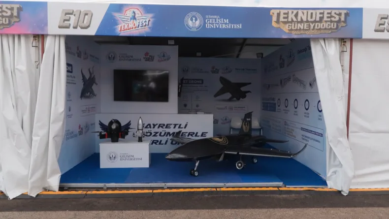 İstanbul Gelişim Üniversitesi'nin JetDrone'u TEKNOFEST’TE ilgi odağı oldu