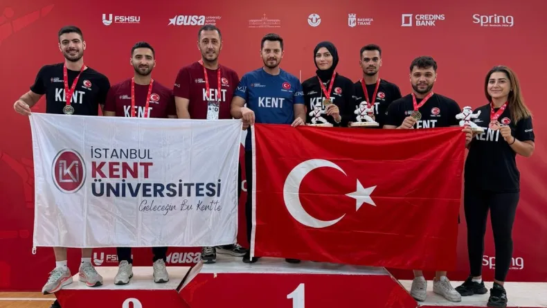 İstanbul Kent Üniversitesi'ne Avrupa Şampiyonası’nda 12 madalya