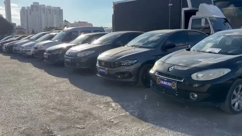 İstanbul merkezli 3 ilde 'change' araç operasyonu: 16 gözaltı