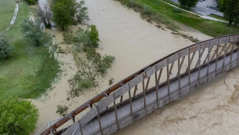 İtalya'da 12 bölge için şiddetli yağış uyarısı yapıldı