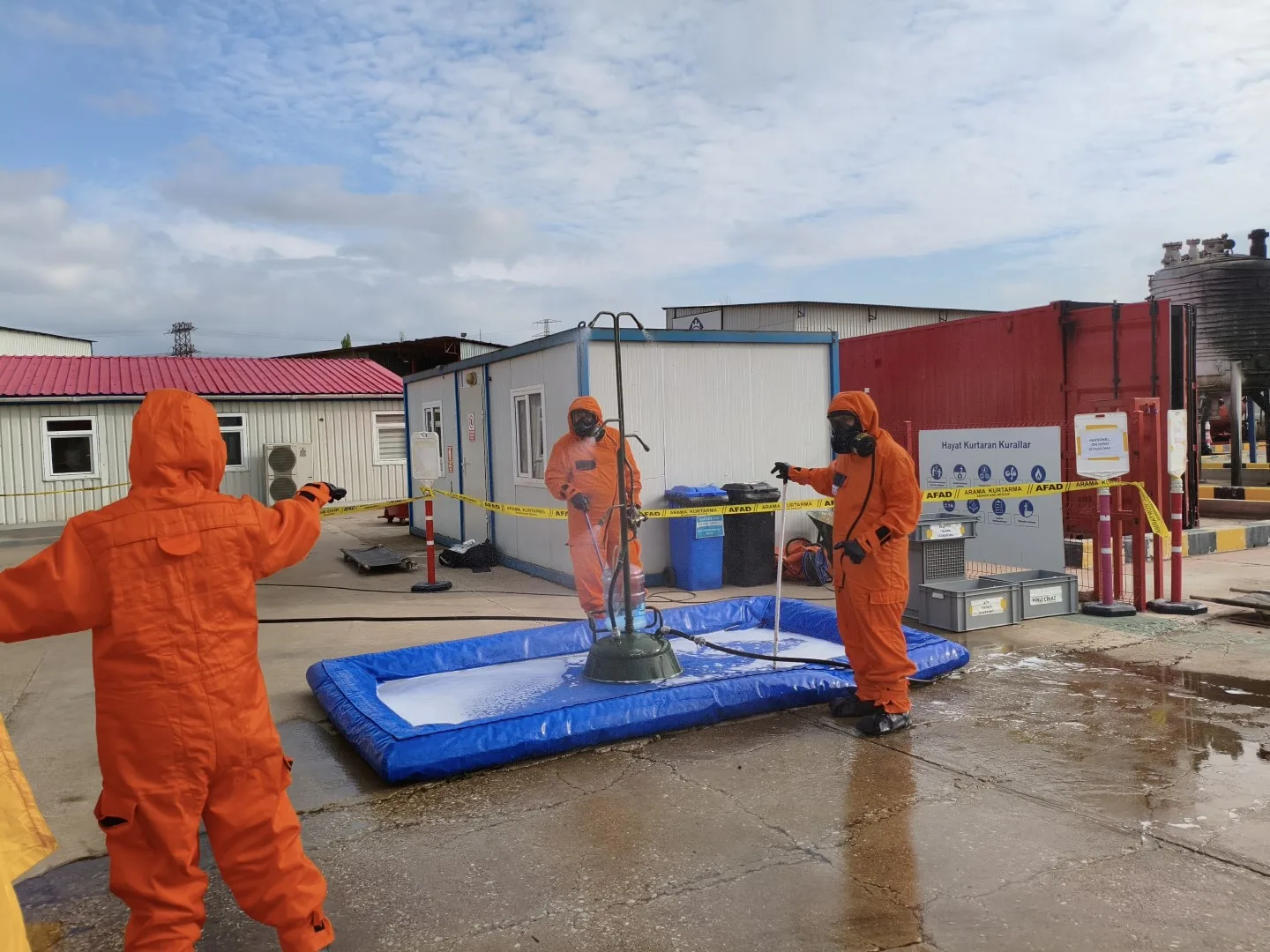 İzmir'de 2 bin 198 personelin katılımıyla deprem tatbikatı