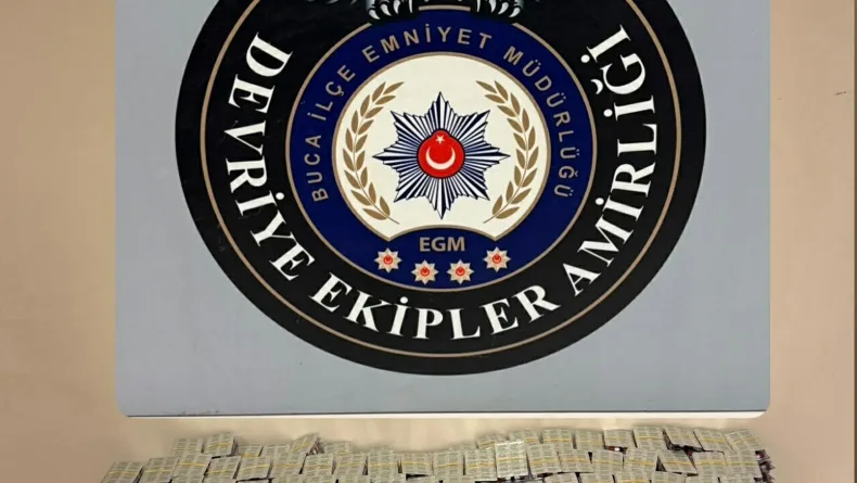 İzmir’de 62 bin 384 sentetik hap ele geçirildi