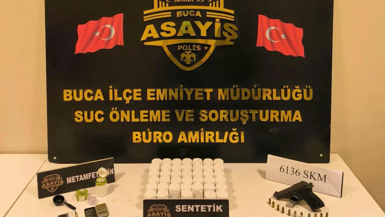 İzmir'de, 7 suçtan hapis cezasıyla aranan şüpheli yakalandı