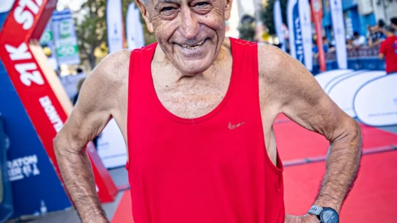 İzmir'de 9 Eylül coşkusu yarı maratonla taçlandı