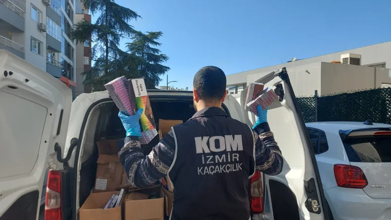 İzmir'in 5 ilçesinde kaçakçılık operasyonu: 1 gözaltı