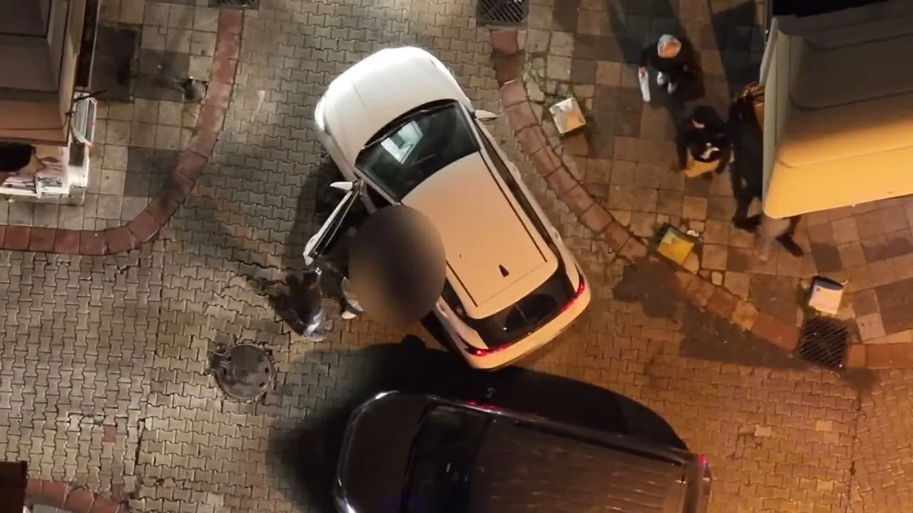 Kadıköy'de dron destekli uyuşturucu operasyonu: 2 gözaltı