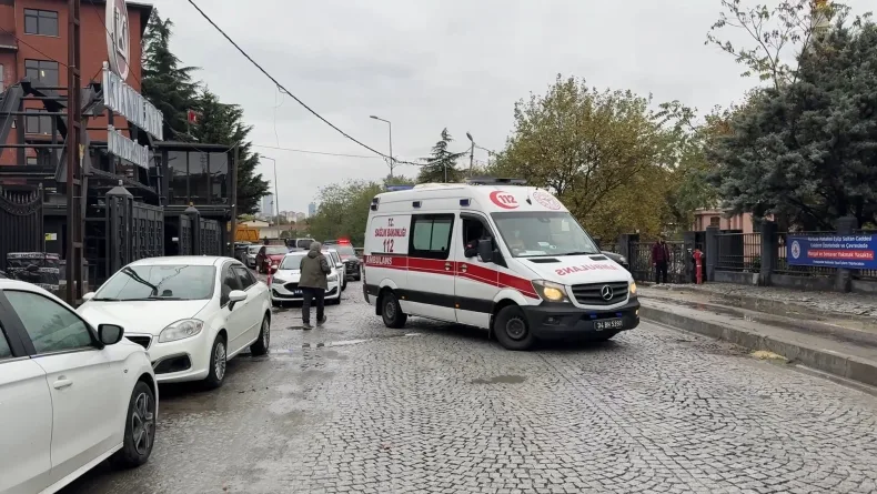 Kağıthane'de dere kenarında erkek cesedi bulundu -1