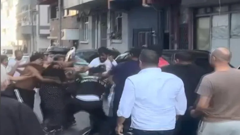 Kağıthane’de evli olduğunu öğrendiği eski sevgilisini tornavidayla sırtından yaraladı