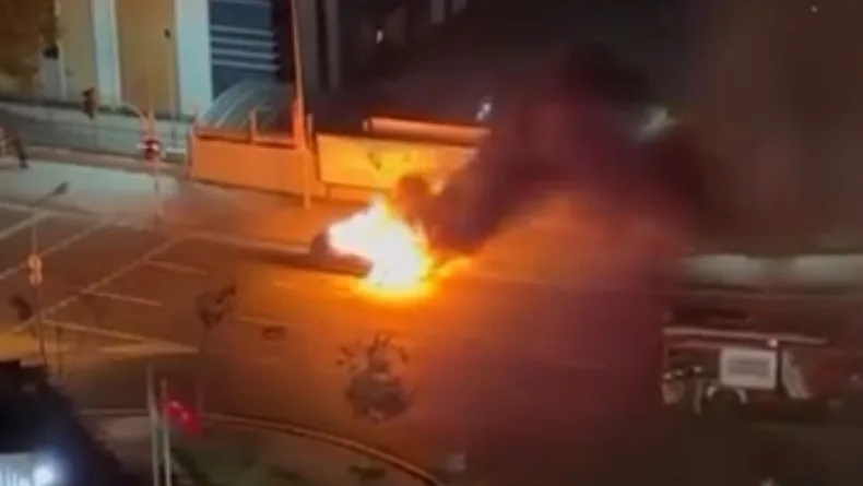 Kağıthane’de seyir halindeki cip alev alev yandı