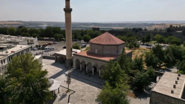 Kahramanmaraş depremlerinde hasar gören 6 cami, yeniden ibadete açıldı / Ek fotoğraflar