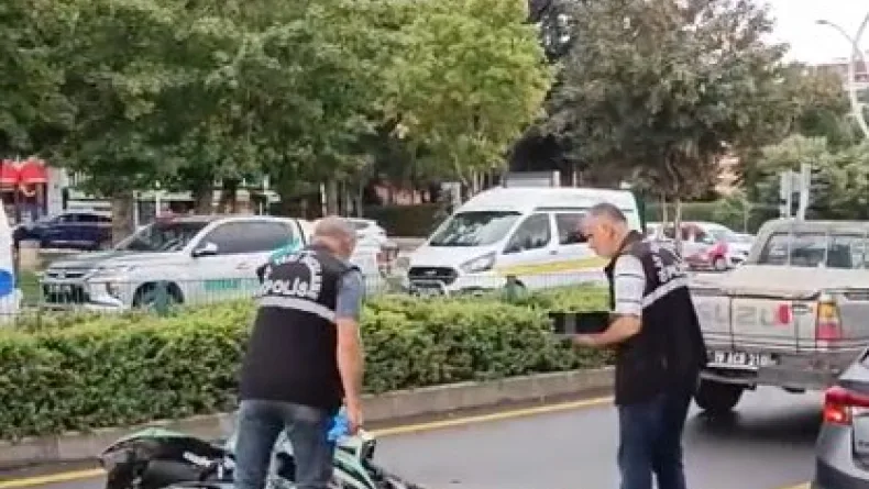 Kamyonetle çarpışan motosikletin sürücüsü öldü