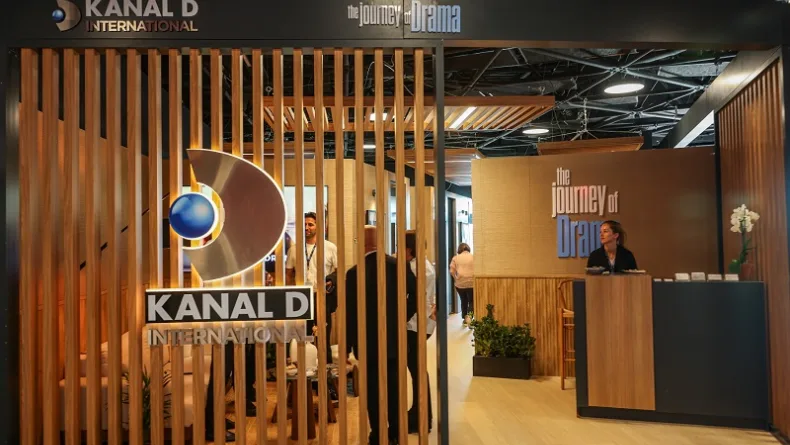 Kanal D'den Cannes çıkarması