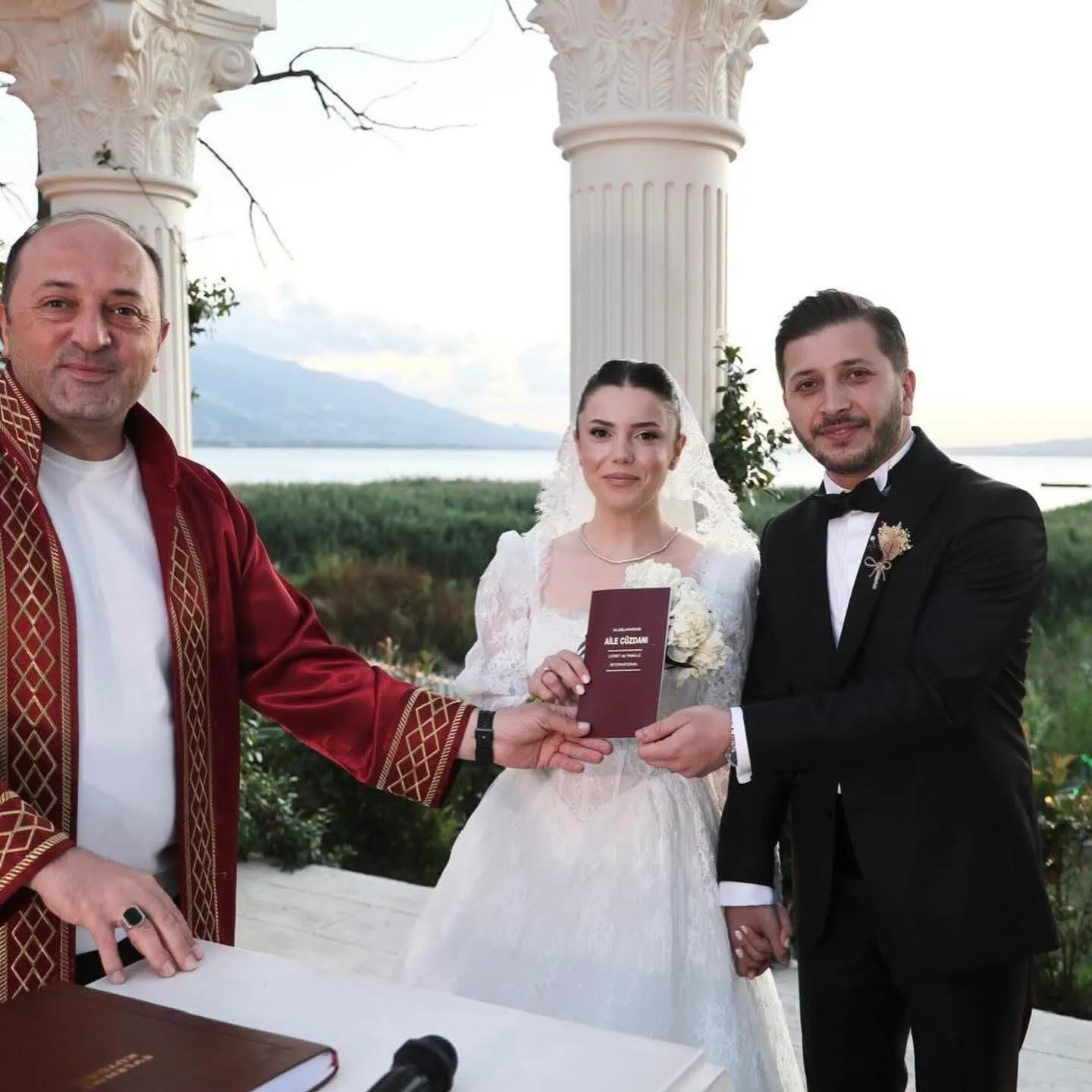 Kapadokya'da peribacasından kopan kayalar düştü; 3 ölü 5 yaralı (6)