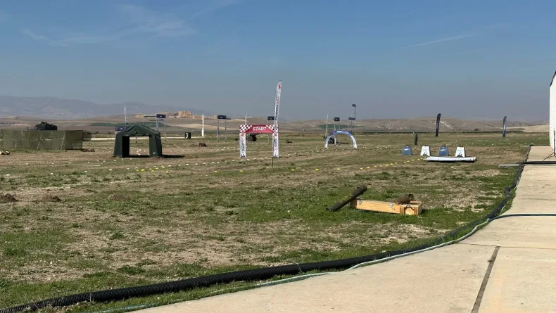 Kara Kuvvetleri'nin 'Askeri Uçangöz Yarışması'nda final mücadelesi