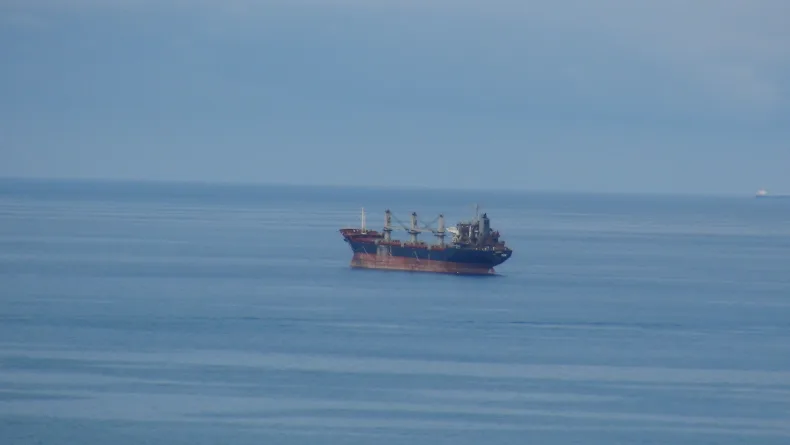 Karadeniz’de dron saldırısına uğrayan gemi Giresun açıklarına sürüklendi