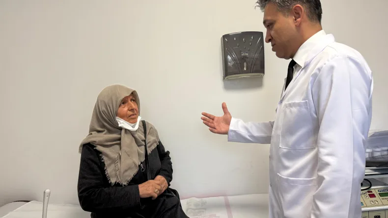 Karnından 30 santimlik tümör çıktı