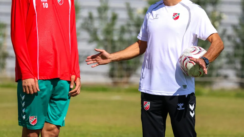 Karşıyaka'da Uysal şampiyonluğa inanıyor