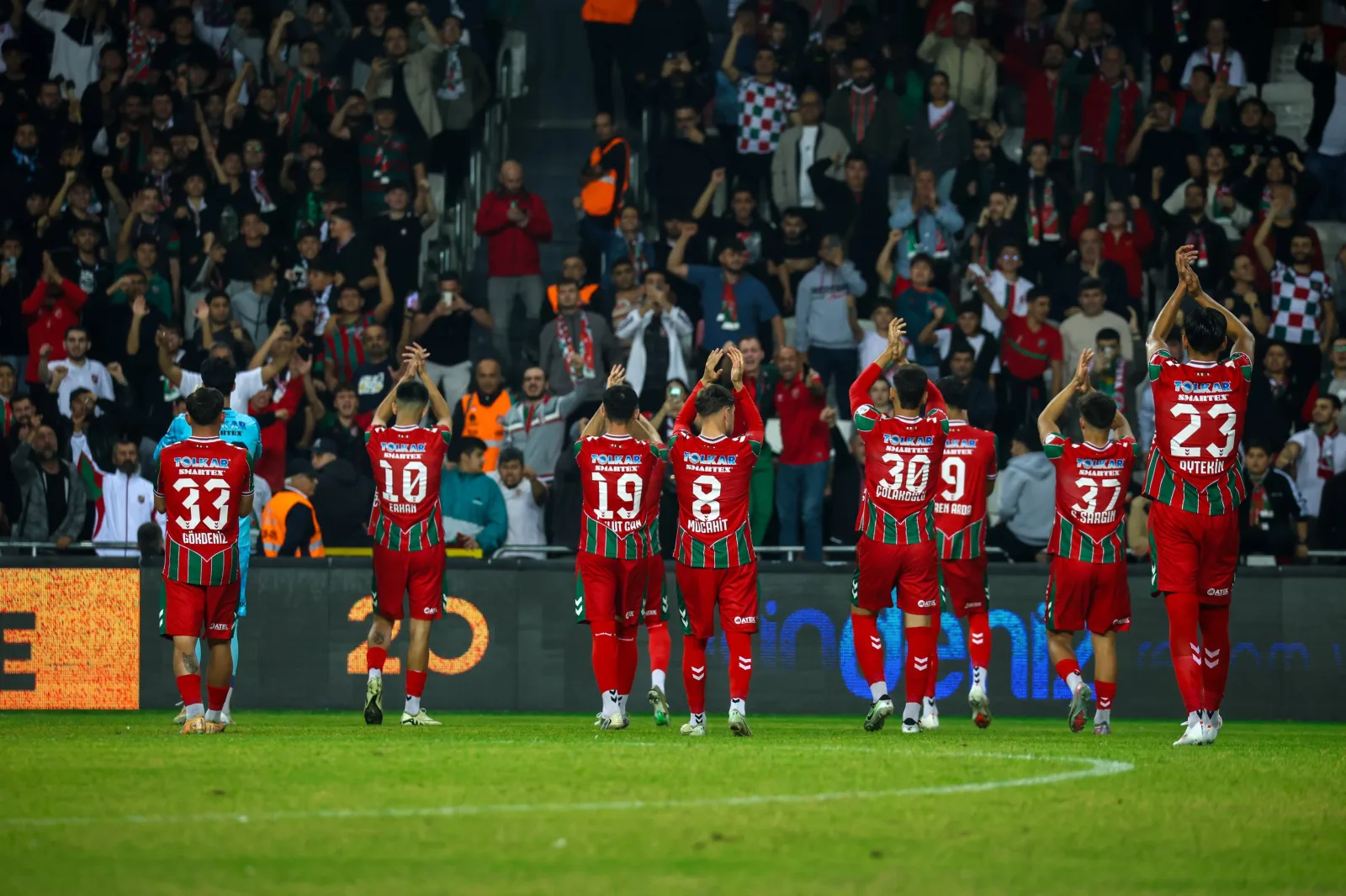 Karşıyaka gücünü gösterdi