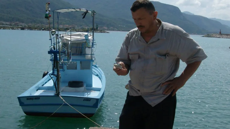 Kastamonu'da deniz ortasında kalp krizi geçiren balıkçı hayatını kaybetti