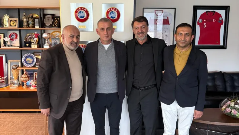 Kayserispor Başkanı Çamlı'dan Hacıosmanoğlu'na ziyaret