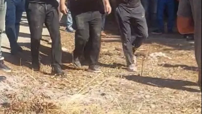 Kazada ölen hamile anne ve 3 yaşındaki kızı yan yana toprağa verildi